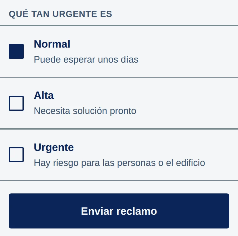 Qué tan urgente es: Normal (elegido), Alta y Urgente; debajo el botón Enviar reclamo.